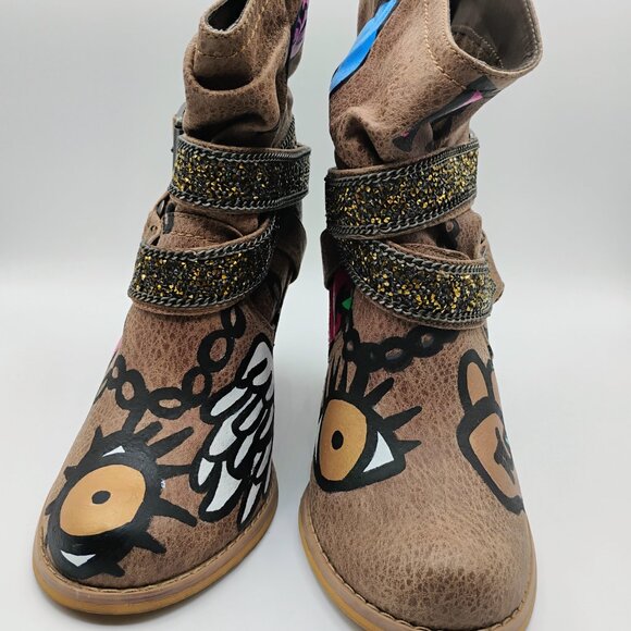 Size 9 hand painted boot - new condition - Picture 6 of 7